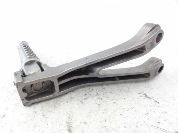 Kawasaki ZX-6R 636 Bj 03 Fußraste hinten links